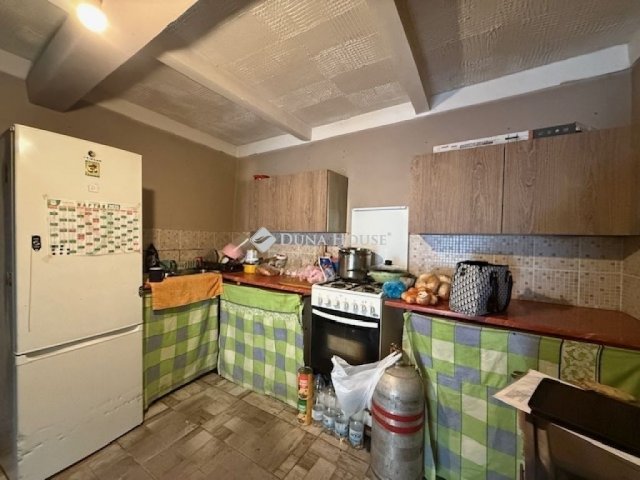 Eladó családi ház, Albertirsán 21.5 M Ft, 1 szobás