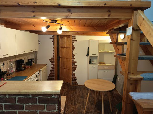 Kiadó téglalakás, albérlet, VII. kerületben, Damjanich utcában