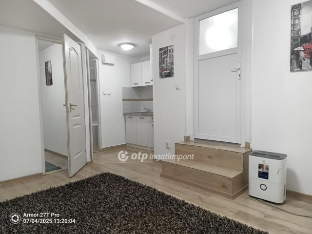 Eladó téglalakás, Budapesten, VIII. kerületben 22.9 M Ft