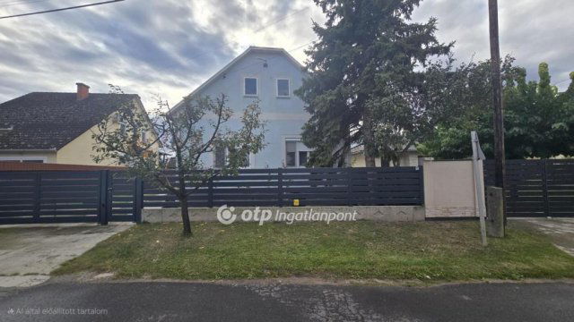 Eladó családi ház, Nádudvaron 74.9 M Ft, 4 szobás