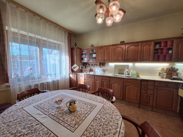 Eladó téglalakás, Gyálon 74.9 M Ft, 4 szobás