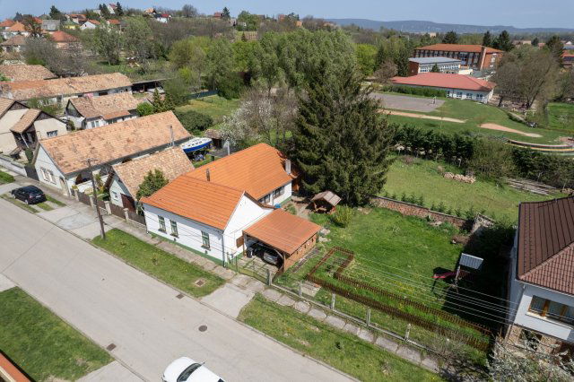 Eladó családi ház, Környén 53.5 M Ft, 3 szobás