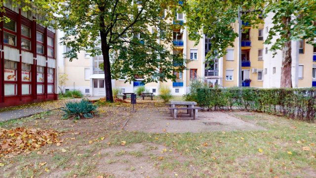 Eladó téglalakás, Tiszavasváriban 18 M Ft, 2+1 szobás