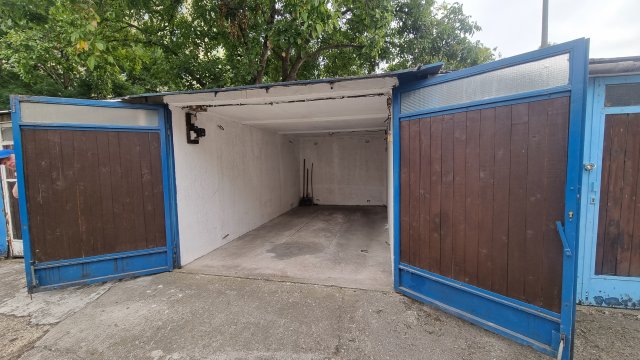 Eladó garázs, Szegeden 8.9 M Ft / költözzbe.hu