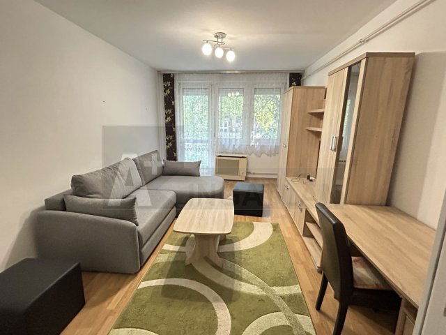 Kiadó téglalakás, albérlet, Szegeden 155 E Ft / hó, 2 szobás