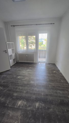 Eladó téglalakás, Mosonmagyaróváron 57 M Ft, 2 szobás