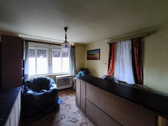 Eladó családi ház, Nagyfügeden 12 M Ft, 2+1 szobás