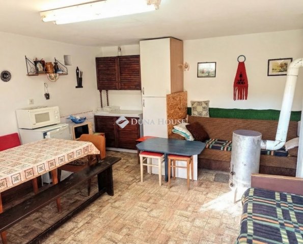 Eladó családi ház, Zalaegerszegen 29 M Ft, 2 szobás