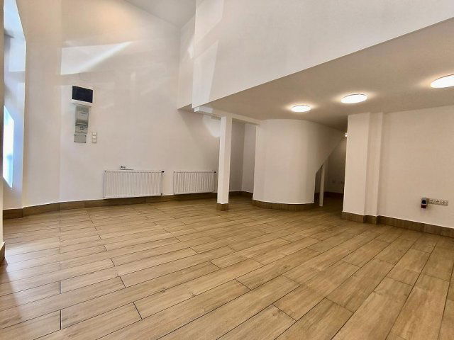 Kiadó üzlethelyiség, Budapesten, I. kerületben, Pauler utcában