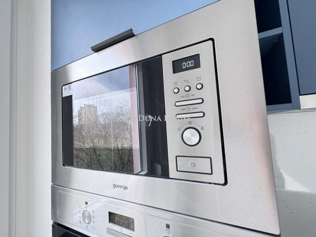 Eladó panellakás, Pécsett 49.6 M Ft, 1+1 szobás