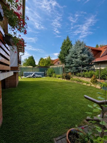 Eladó ikerház, Budapesten, X. kerületben 150 M Ft, 5 szobás