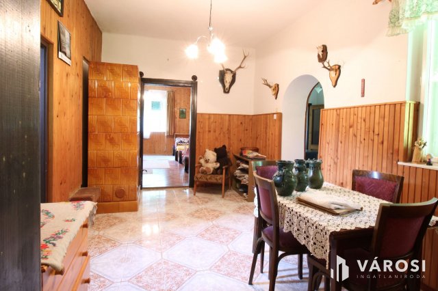 Eladó családi ház, Bakonybélben 27 M Ft, 3 szobás