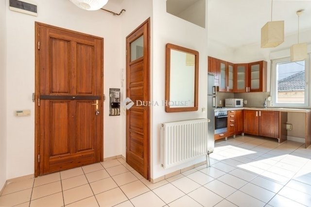 Eladó téglalakás, Budapesten, XIV. kerületben 79.99 M Ft