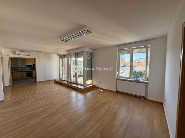 Kiadó téglalakás, albérlet, Budapesten, XII. kerületben