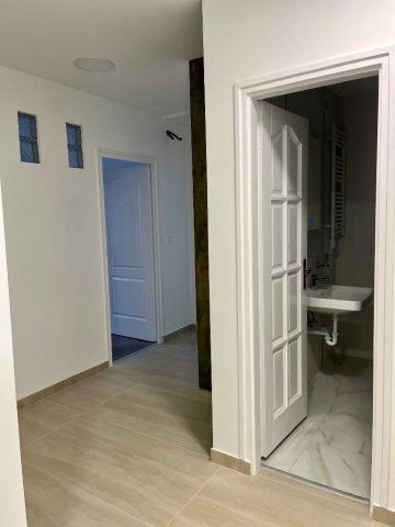 Eladó téglalakás, Pécsett 65 M Ft, 2 szobás