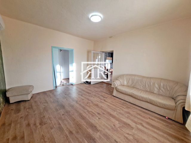 Eladó családi ház, Szatymazon 34.9 M Ft, 2 szobás