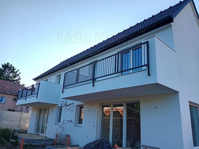 Eladó családi ház, Siófokon 94 M Ft, 4 szobás