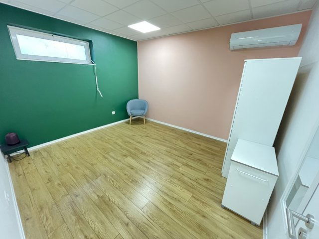 Kiadó üzlethelyiség, Kaposváron, Dózsa György utcában