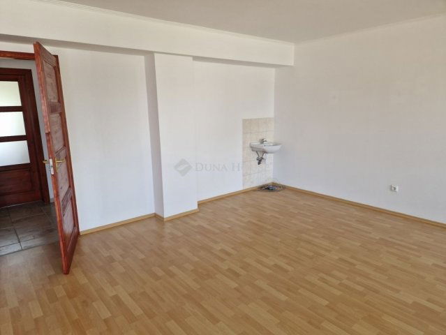 Kiadó iroda, Szombathelyen 102 E Ft / hó / költözzbe.hu