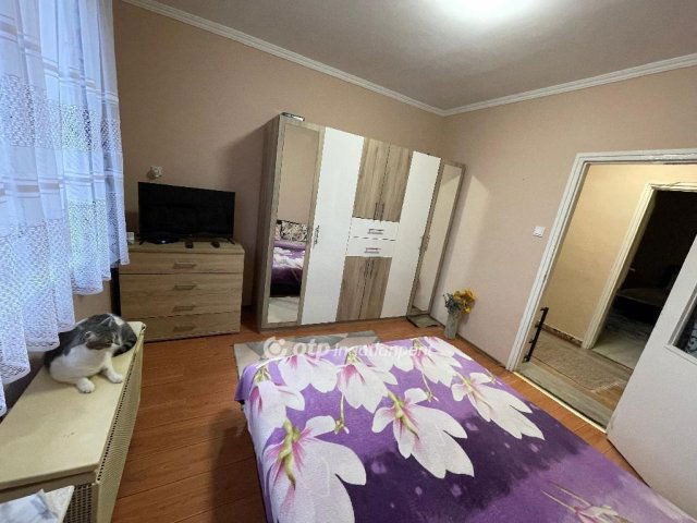 Eladó családi ház, Nyíregyházán 69.999 M Ft, 3 szobás