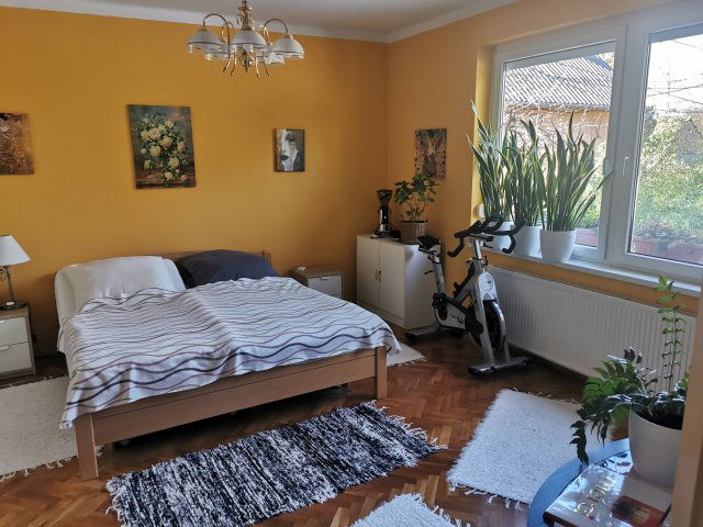 Eladó családi ház, Komáromban 59 M Ft, 3 szobás