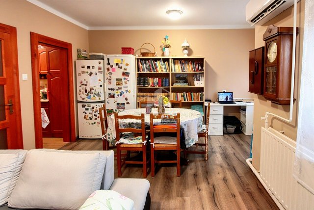 Eladó sorház, Balatonfűzfőn, Iglói utcában 89.9 M Ft, 4 szobás