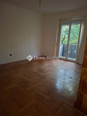 Eladó téglalakás, Budapesten, X. kerületben 45 M Ft, 1 szobás