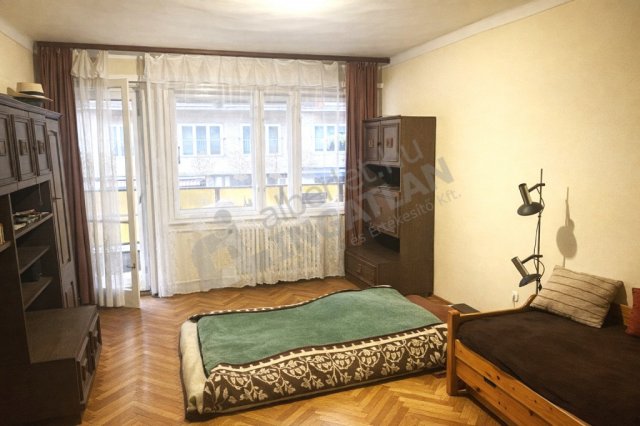 Kiadó téglalakás, albérlet, VII. kerületben, Madách Imre úton