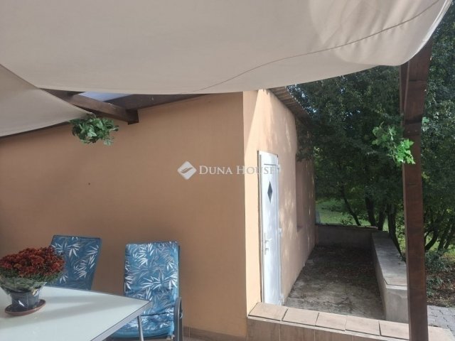 Eladó családi ház, Bagon 86 M Ft, 3 szobás