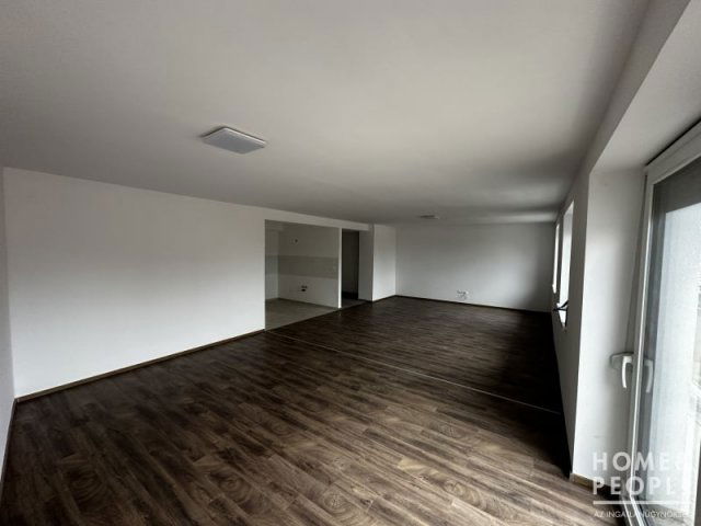 Eladó téglalakás, Szegeden 119.35 M Ft, 3 szobás