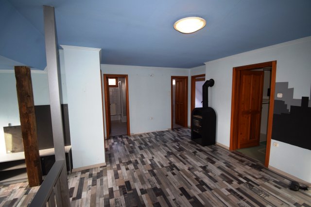 Eladó családi ház, Csepregen 69.9 M Ft, 7 szobás