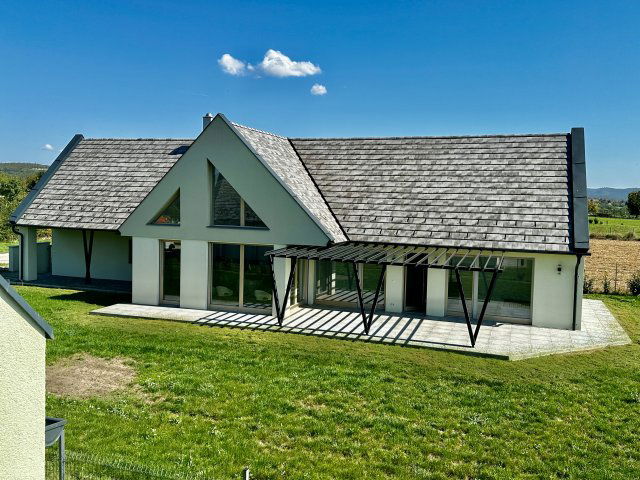 Eladó családi ház, Cserszegtomajon 165 M Ft, 3 szobás