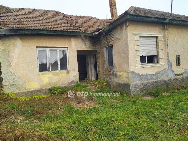 Eladó családi ház, Kálban 5 M Ft, 3+1 szobás