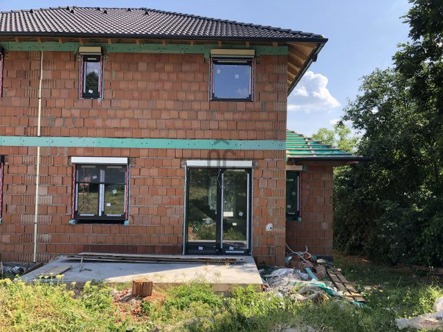 Eladó ikerház, Érden 139.9 M Ft, 5 szobás / költözzbe.hu
