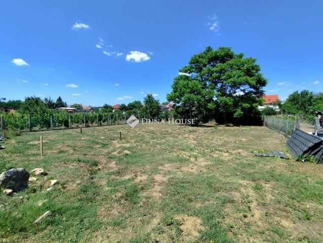 Eladó telek, Tápiószecsőn 9.5 M Ft / költözzbe.hu