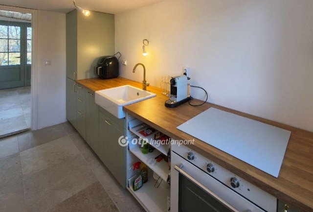 Eladó családi ház, Kapolyon 52.9 M Ft, 2 szobás