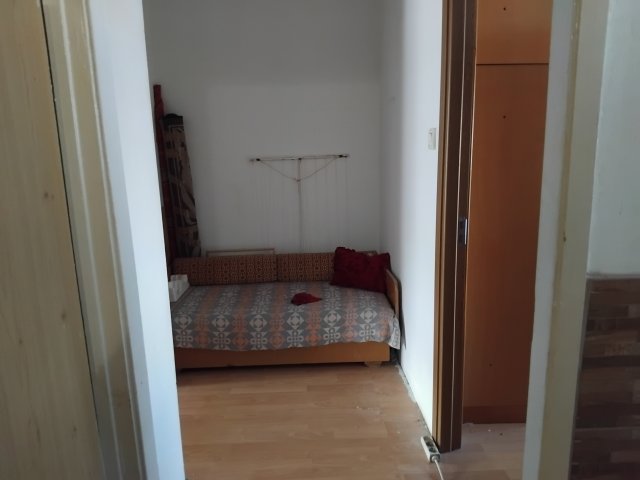 Eladó panellakás, Debrecenben 57.9 M Ft, 3 szobás