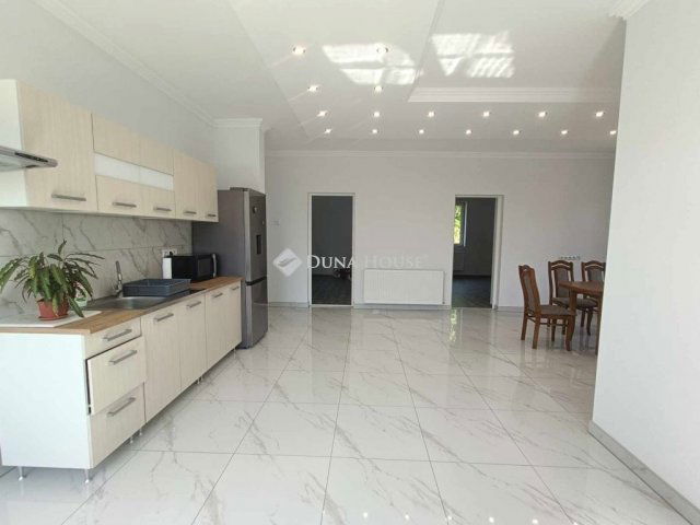 Eladó családi ház, Nagykőrösön 46.99 M Ft, 3 szobás
