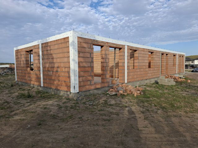 Eladó sorház, Mendén 57.9 M Ft, 2 szobás / költözzbe.hu