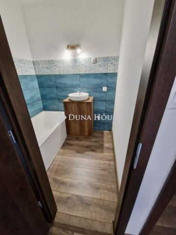 Eladó téglalakás, Kecskeméten, Bem utcában 76 M Ft, 2 szobás