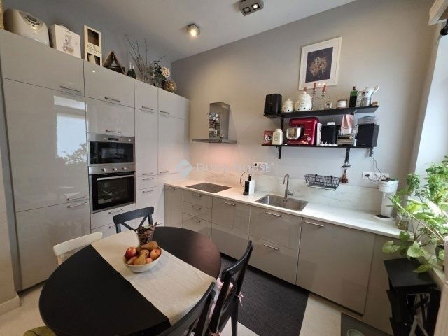 Eladó téglalakás, Budapesten, XII. kerületben 119 M Ft, 3 szobás