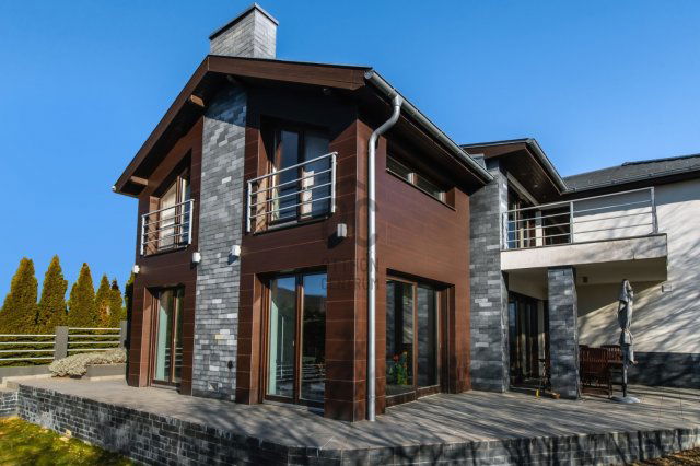 Eladó családi ház, Nagykovácsiban 395 M Ft, 7 szobás