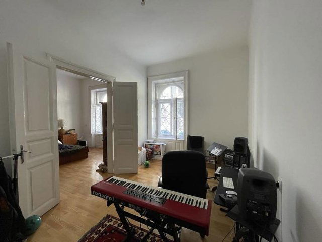 Eladó téglalakás, Budapesten, VII. kerületben, Jósika utcában