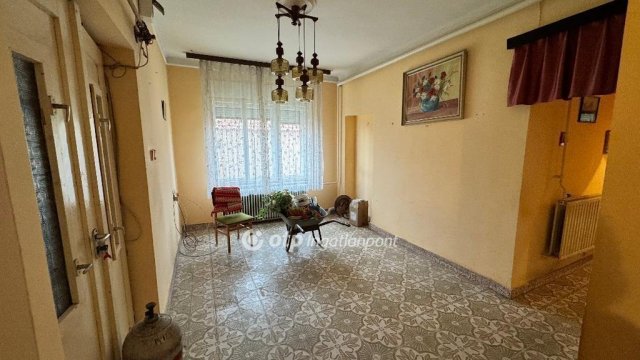 Eladó családi ház, Mezőlakon 37.5 M Ft, 3 szobás