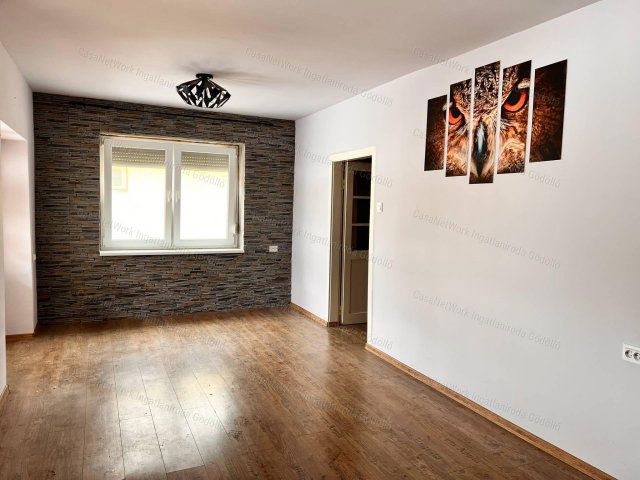 Eladó családi ház, Turán 55 M Ft, 3 szobás