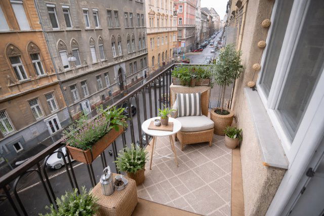 Eladó téglalakás, Budapesten, VII. kerületben 87.6 M Ft