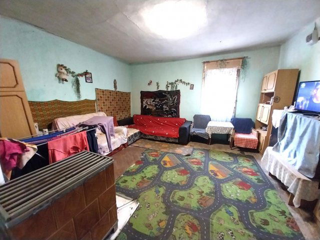 Eladó családi ház, Szákszenden 10.9 M Ft, 2 szobás
