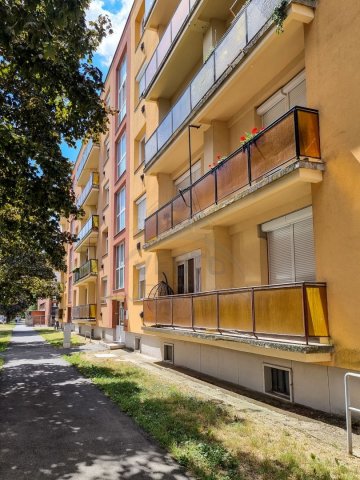 Eladó téglalakás, Szombathelyen 29.9 M Ft, 1 szobás