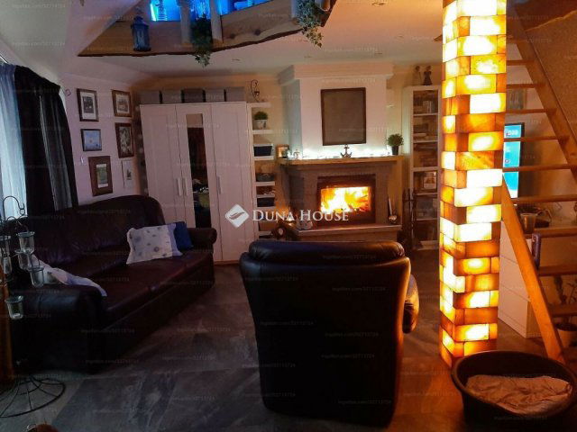 Eladó ikerház, Biatorbágyon 65.9 M Ft, 4 szobás