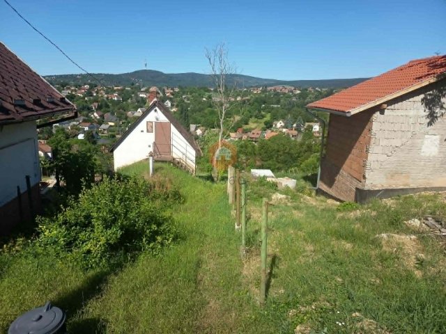 Eladó családi ház, Pécsett, Egyenlőség utcában 15.5 M Ft